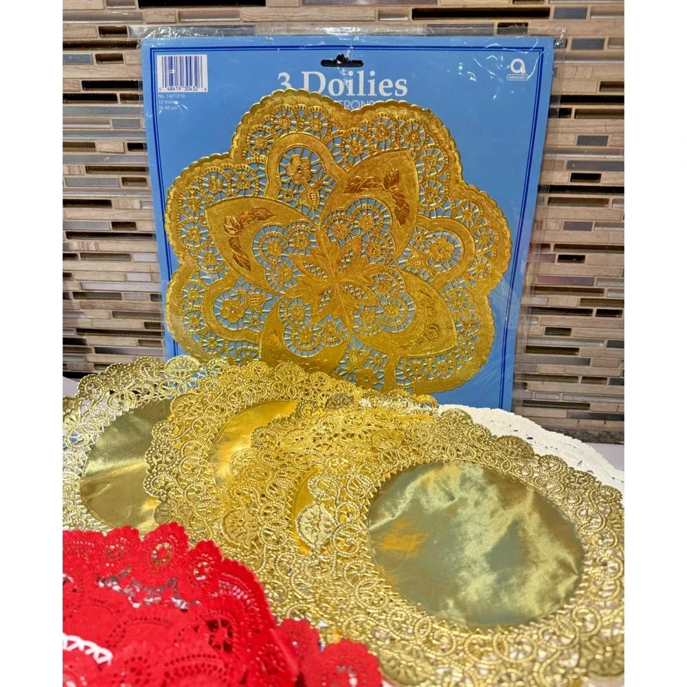 Vintage Holiday Doilies Lot Wilton Amscan Christmas Valentine Gold Foil Lace